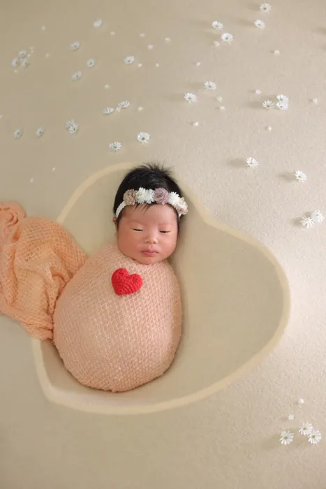 It's newborn photo korean style