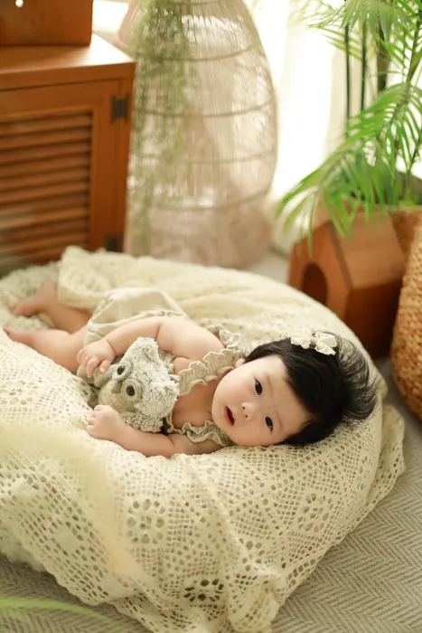 Baby Pastel Studio 100 Days Photo Shoot